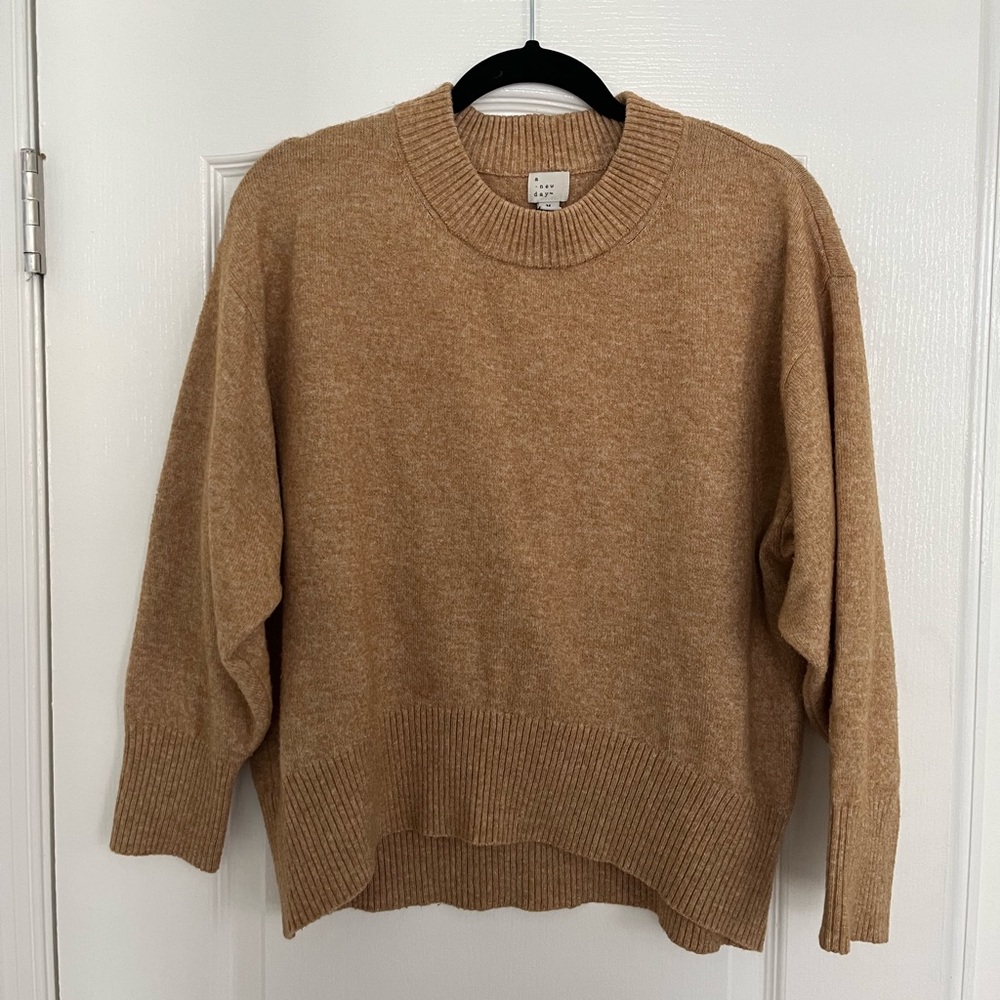 Pull over sweater
